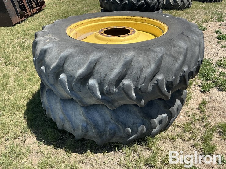 john-deere-2-image-2
