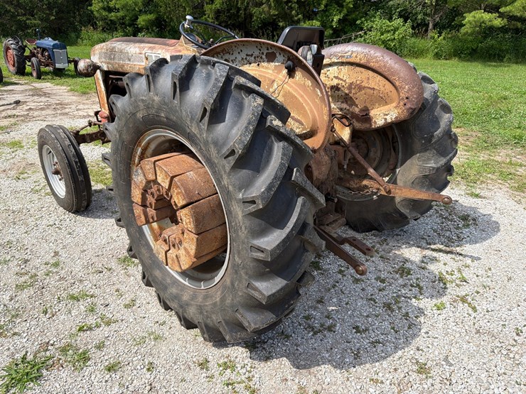 ford-881-image-3