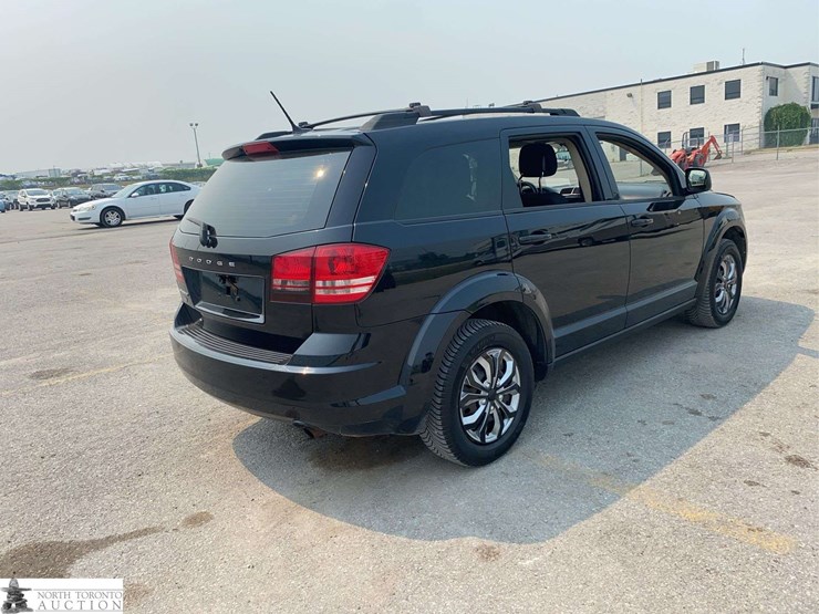 2015-dodge-journey-image-5