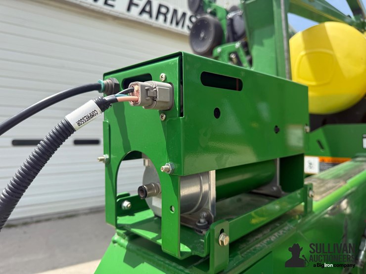 2014-john-deere-1790-ccs-image-13