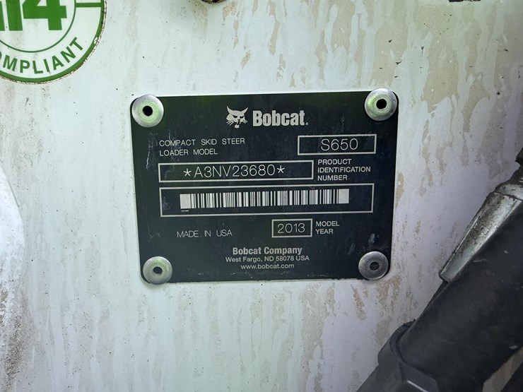 2013-bobcat-s650-image-14