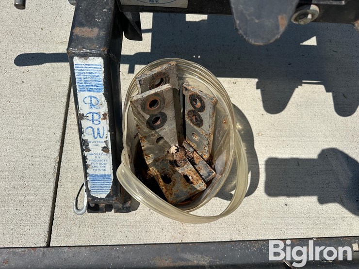 rbw-lil'-rocker-5th-wheel-trailer/camper-hitch-image-13