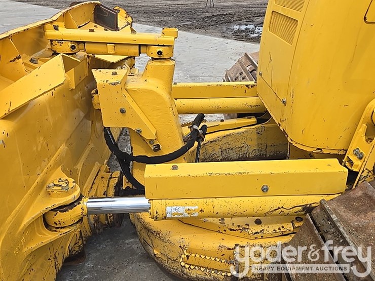 2023-komatsu-d61pxi-24-image-22