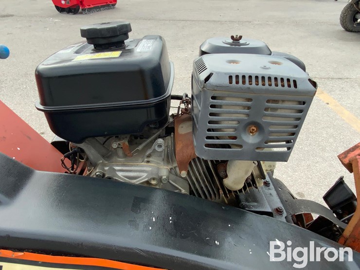 2005-ditch-witch-1230h-image-18