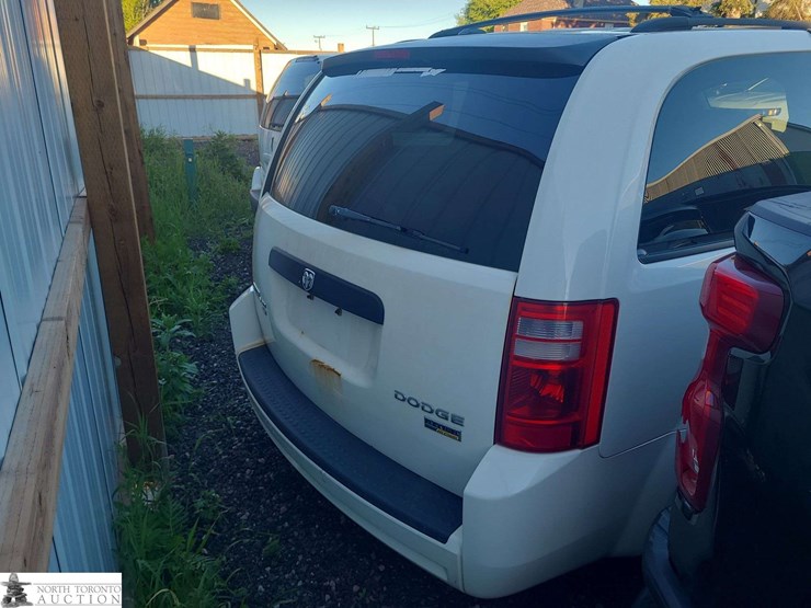 2010-dodge-grand-caravan-se-image-5