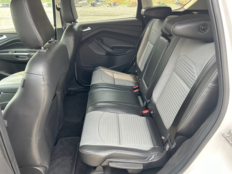 2018-ford-escape-image-36