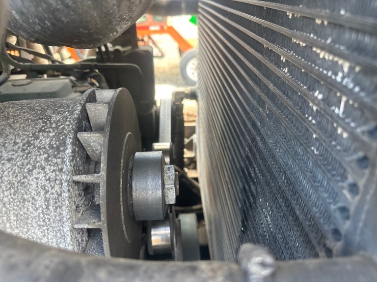 deere-1110e-image-97