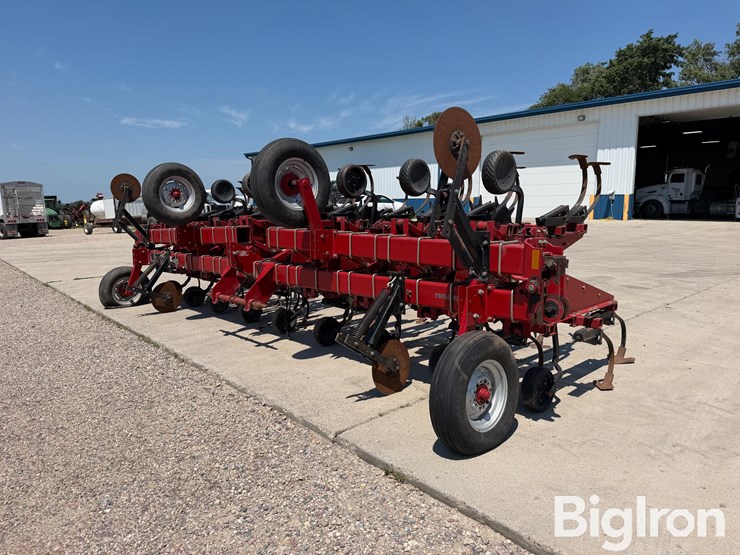 case-ih-1830-image-1