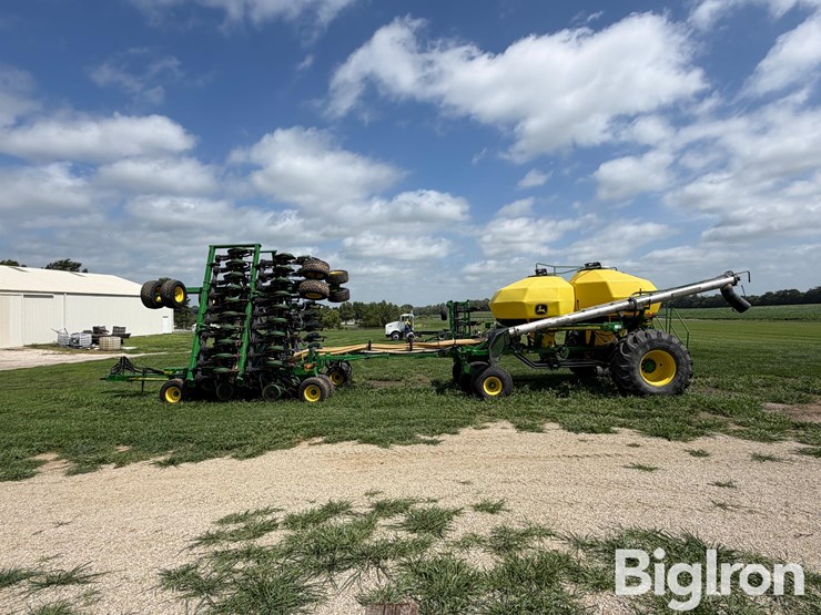 2010-john-deere-1890-image-8