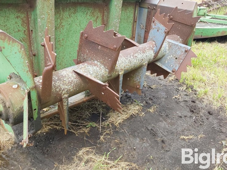 john-deere-450-image-17