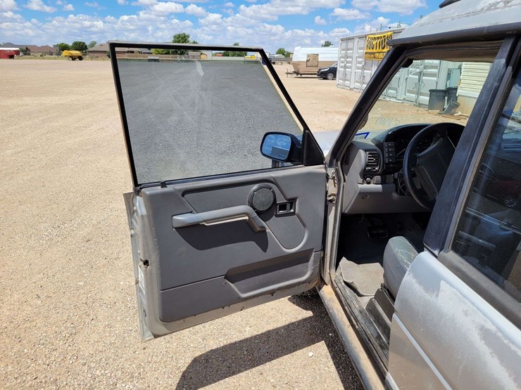 1996-land-rover-discovery-hardtop-4d-image-15