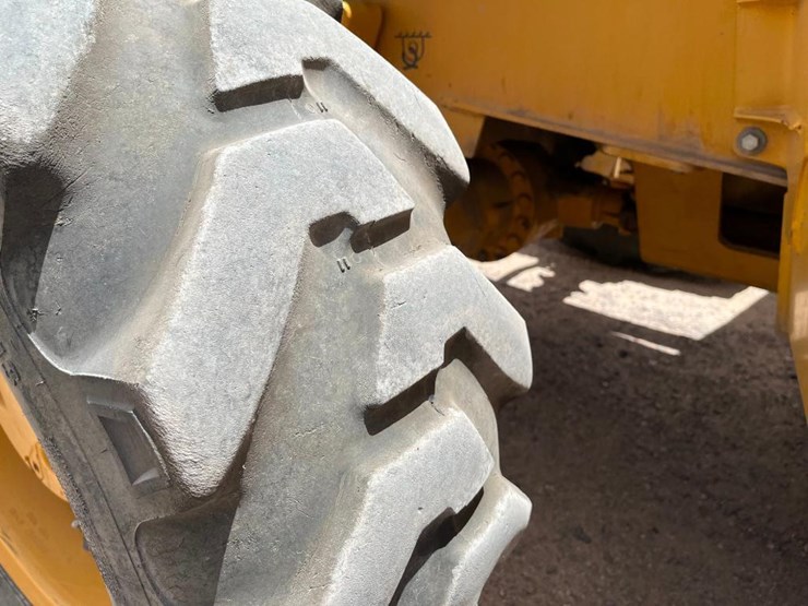2016-deere-310sl-hl-image-41