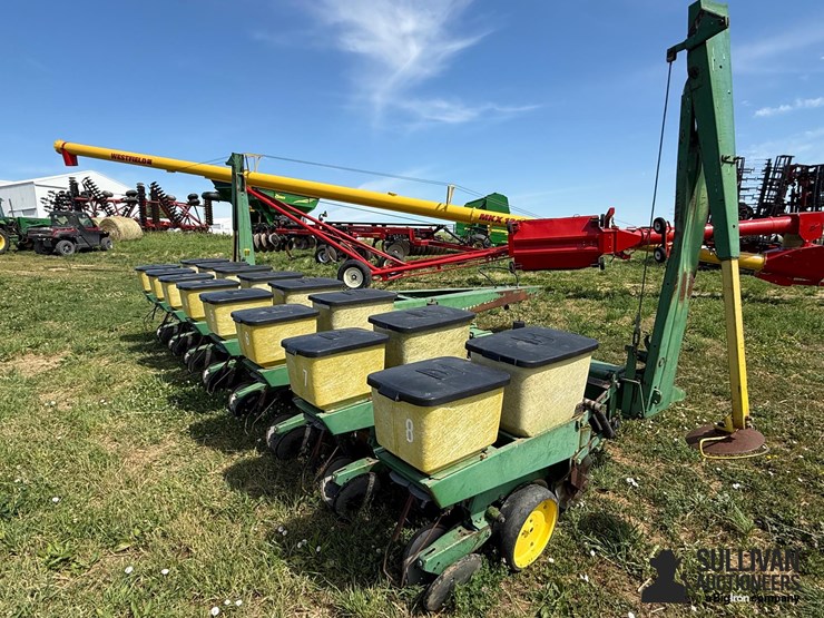 john-deere-7000-image-5