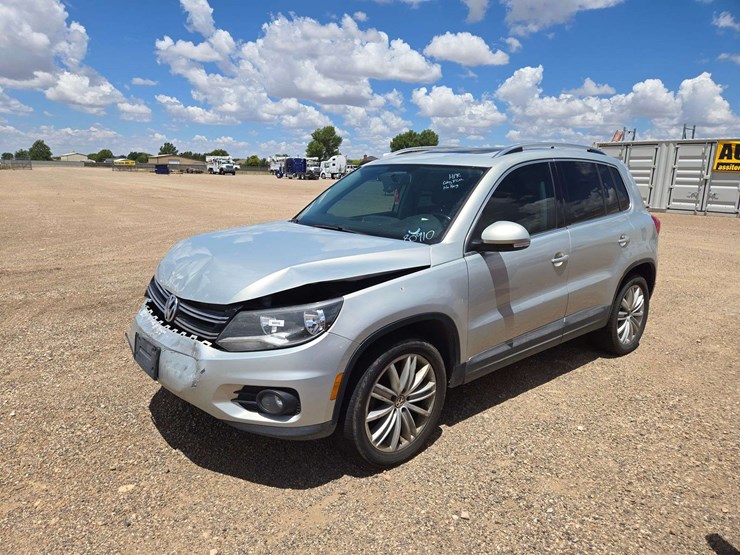 2015-volkswagen-tiguan-se-image-1