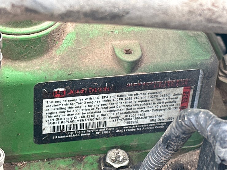 2016-deere-2154d-image-59