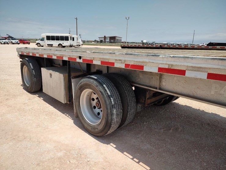 2000-chaparral-48-ft-image-23