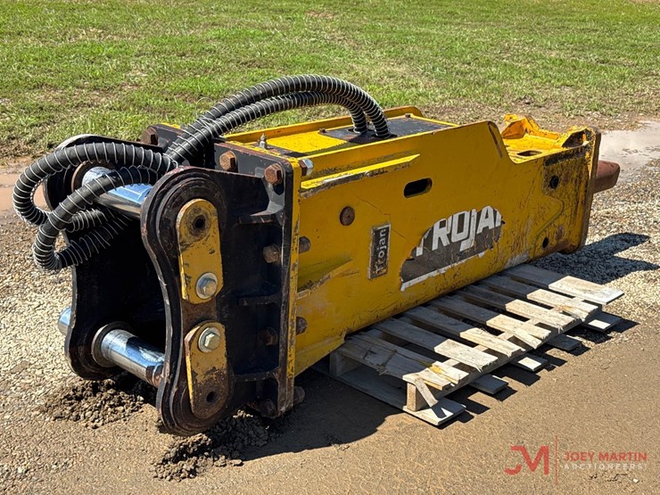 trojan-th200-hydraulic-hammer-/-breaker-excavator-attachment-image-4