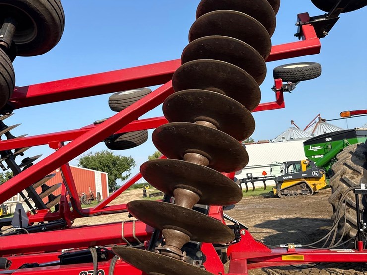 2012-case-ih-370-image-41