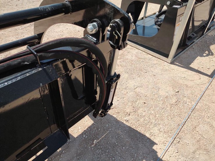 wolverine-lr72-72"-skid-steer-root-rake-image-12
