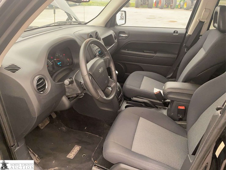 2009-jeep-patriot-sport-image-10