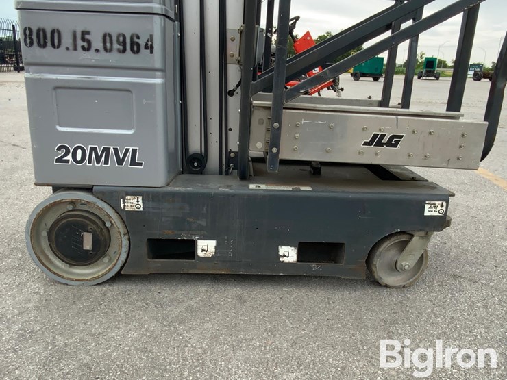 2017-jlg-20mvl-image-13