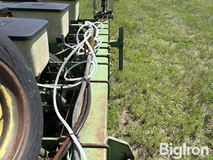 john-deere-7100-image-9