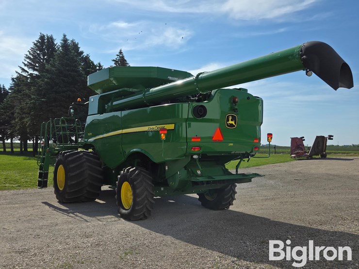 2017-john-deere-s670-image-7