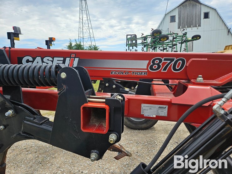 2014-case-ih-870-ecolo-tiger-7-shank-disk-ripper-image-14