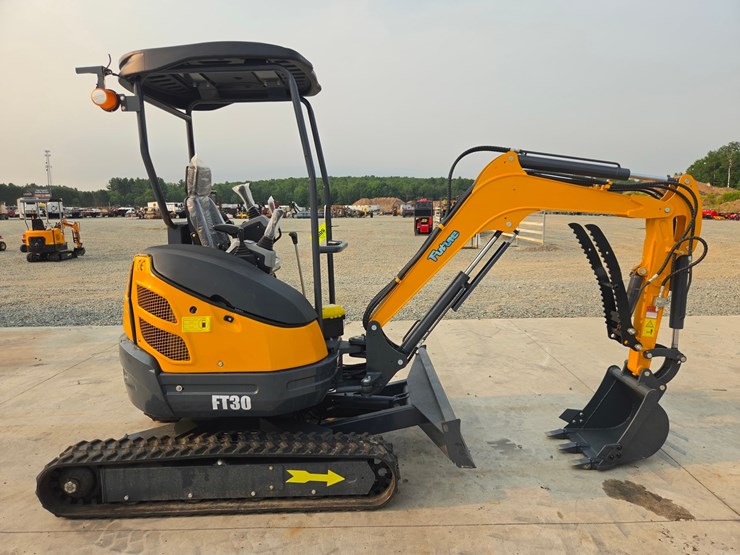 #5090-•-2026-future-ft30-mini-excavator-image-6