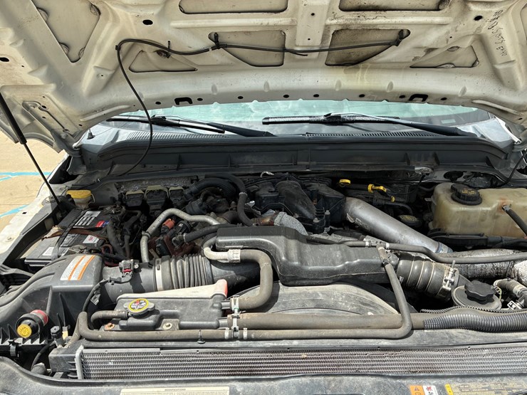 2015-ford-f350-xl-image-13
