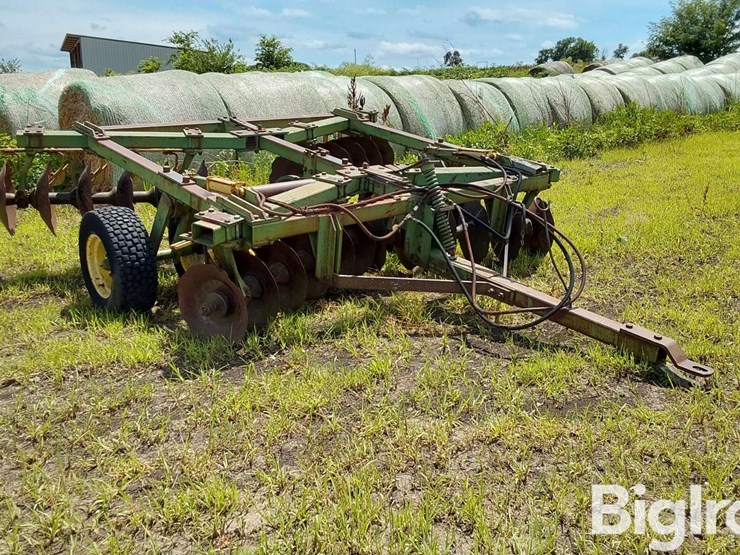 john-deere-1630-image-3