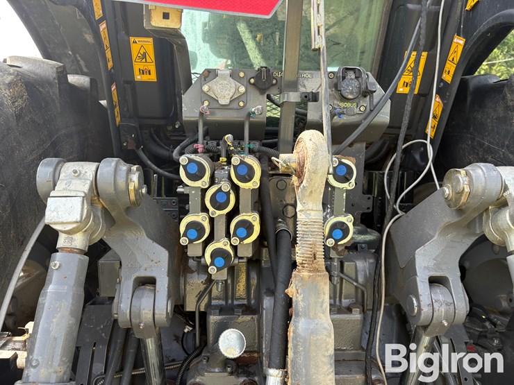 2010-massey-ferguson-8650-image-18