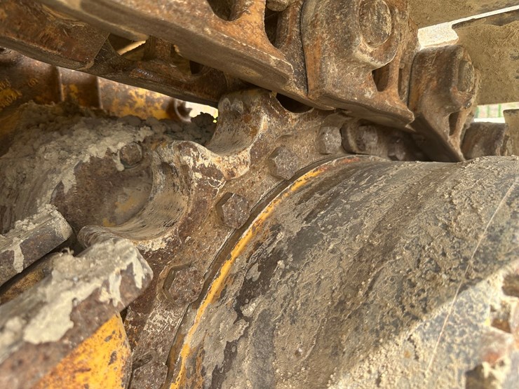 2006-deere-750j-lgp-image-77