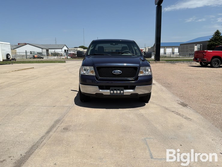 2004-ford-f150-xlt-image-2