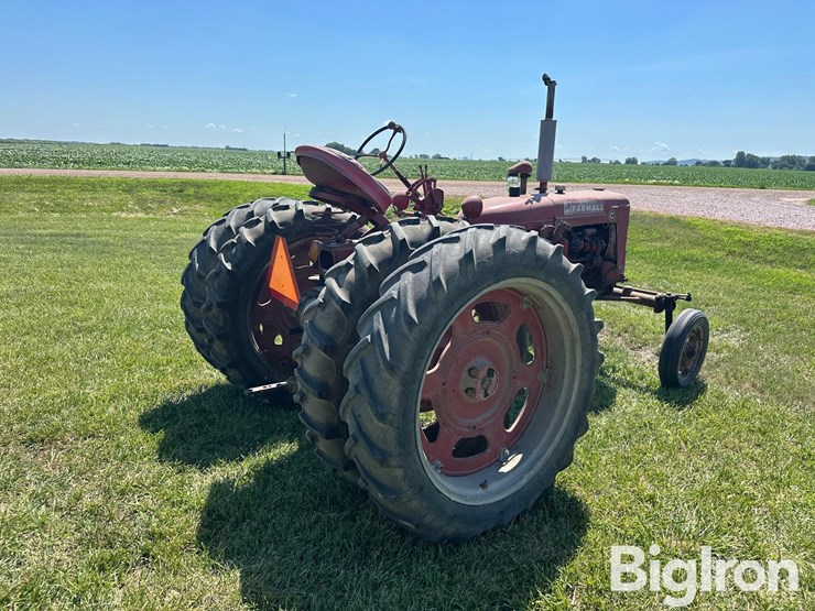 1949-farmall-c-2wd-tractor-w/axle-mount-duals-image-5
