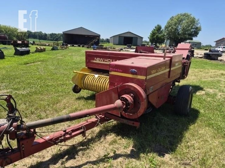 new-holland-570-image-1