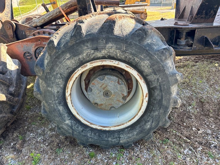 2014-timberpro-tf830-image-85