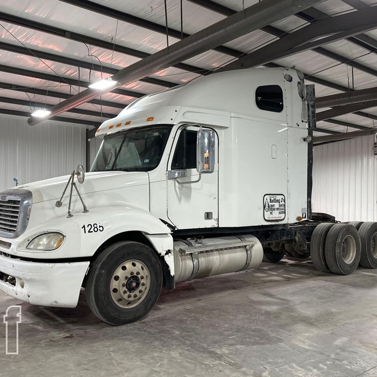 2007 FREIGHTLINER COLUMBIA 120