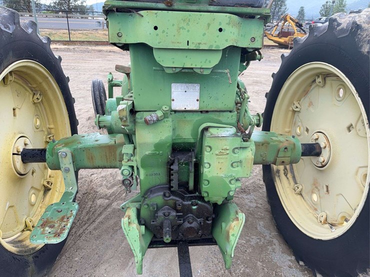 john-deere-630-image-37