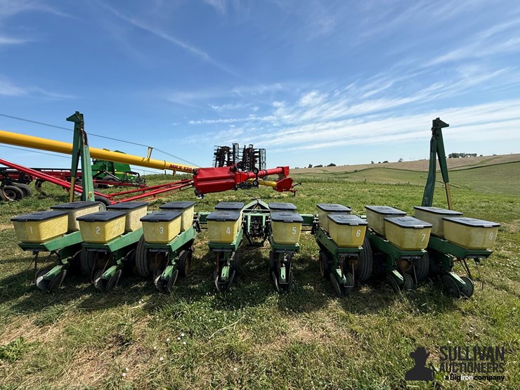 john-deere-7000-image-6