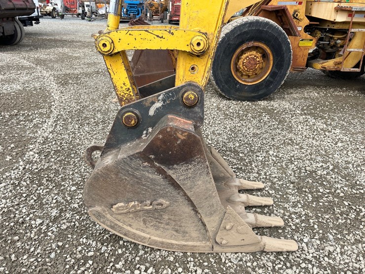 komatsu-pc130-11-image-11