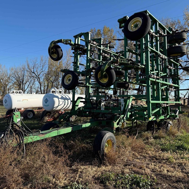 2010 JOHN DEERE 2410