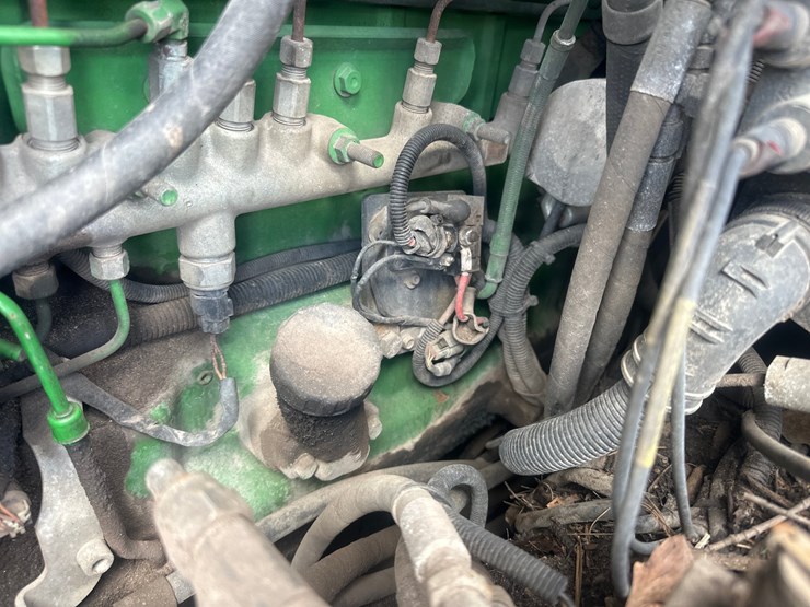 deere-1110e-image-89