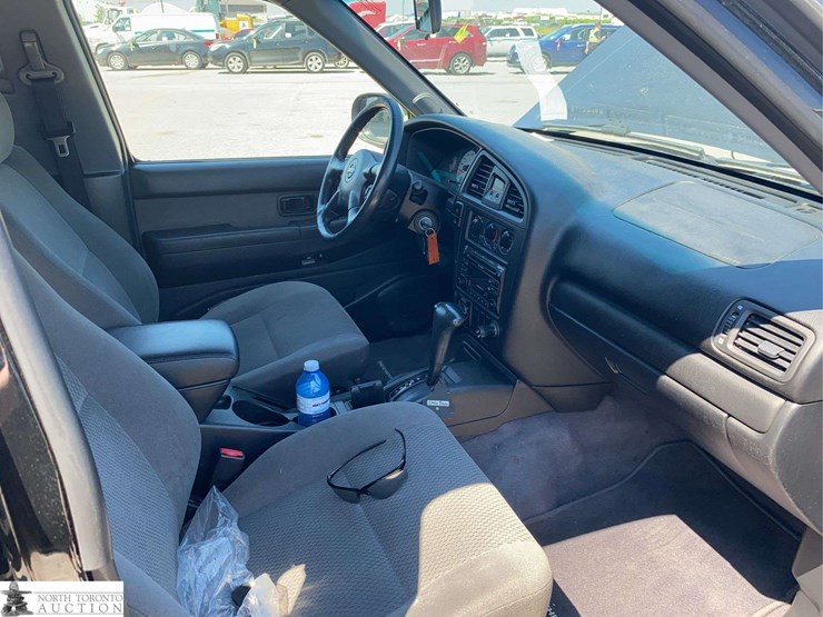 2004-nissan-pathfinder-image-18