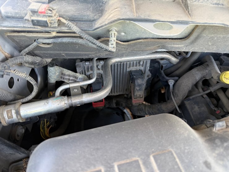2014-dodge-1500-image-12