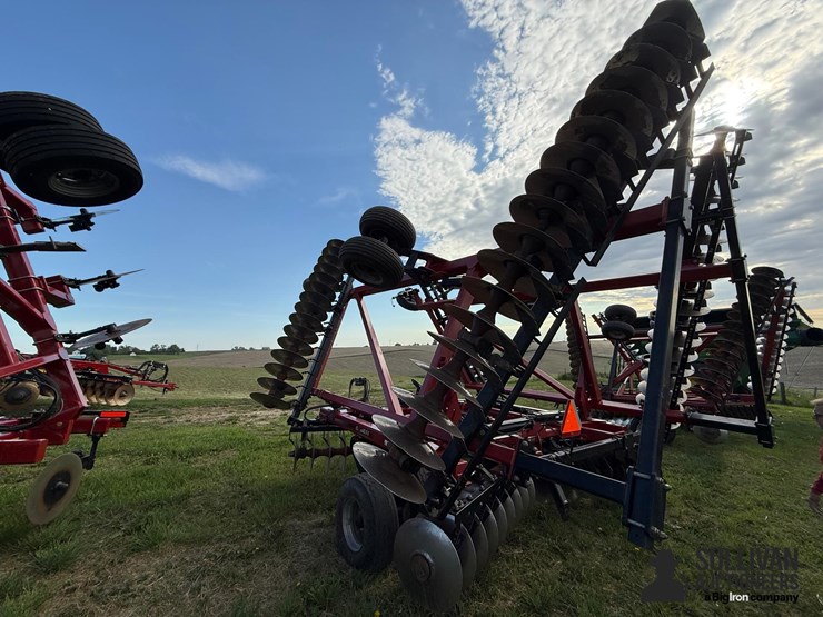 2012-case-ih-370-image-6
