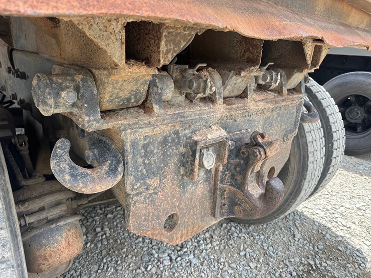 1981-mack-dm600-image-38