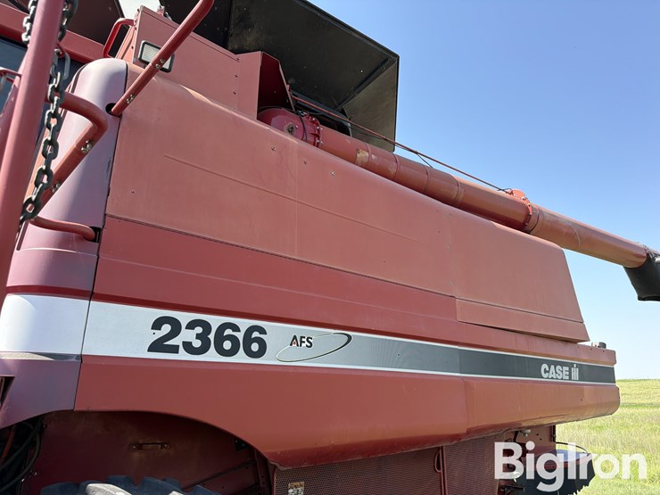 2000-case-ih-2366-image-15