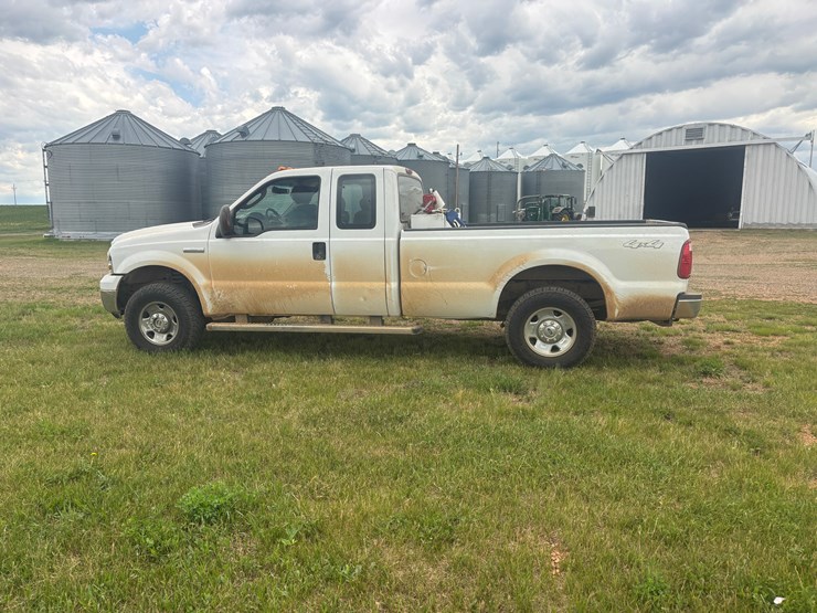 2005-ford-f250-image-8