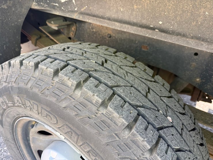 2011-ford-f350-image-55